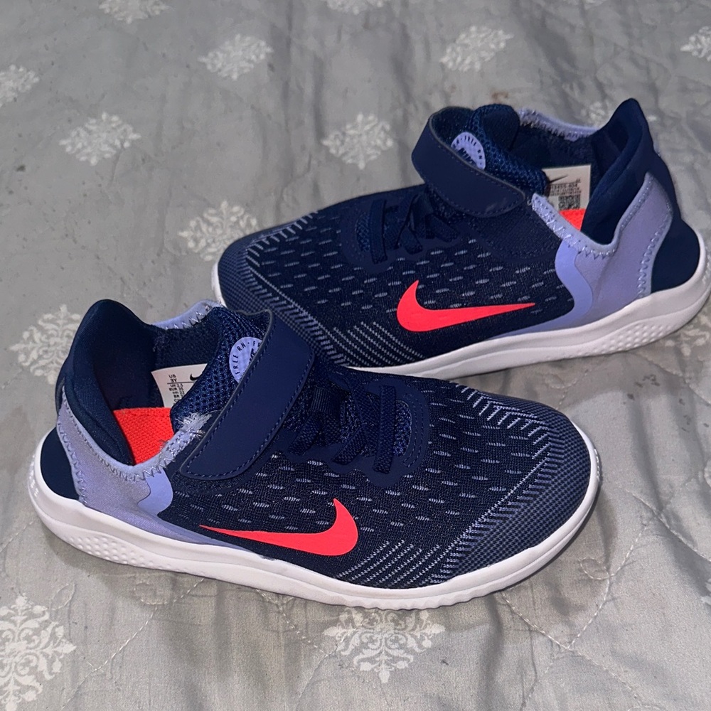 Nike Kids Navy and Pink Sneakers